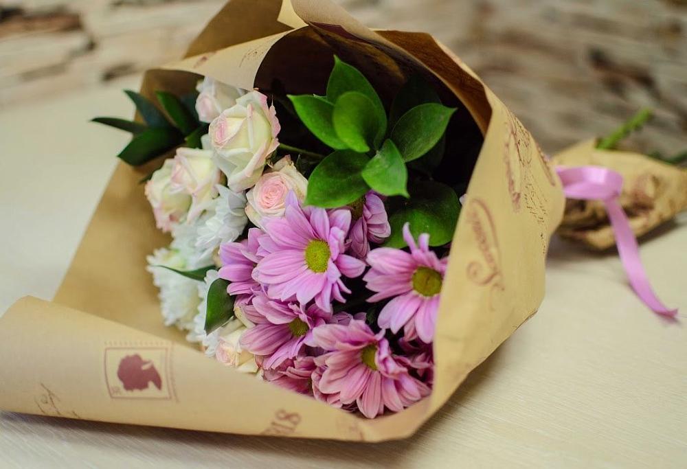 Букет цветов из: Розы и Хризантемы в Старой Калитве