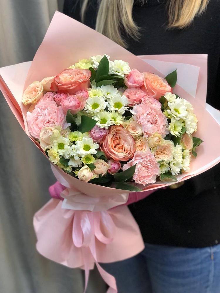 Букет цветов из: Гвоздики, Розы и Хризантемы в Старой Калитве