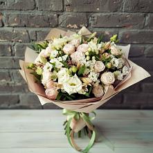 Букет цветов из:  Альстромерии, Розы и Хризантемы в Старой Калитве