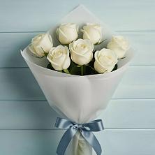 Букет 7 Белых роз Эдлесс Лав в Старой Калитве