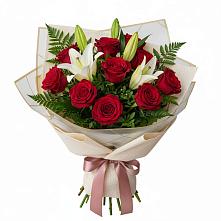 Букет цветов из:  Лилии и Розы в Старой Калитве