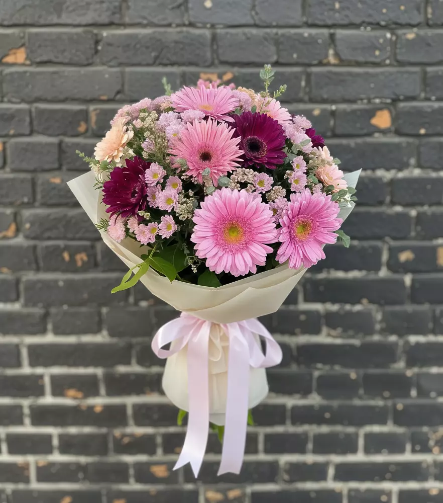 Букет цветов из: Герберы и Хризантемы в Старой Калитве