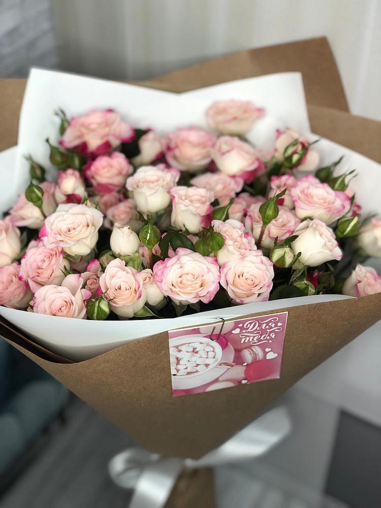 Букет цветов из: Розы в Старой Калитве