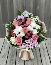 Букет цветов из:  Альстромерии, Гвоздики, Розы и Хризантемы в Старой Калитве