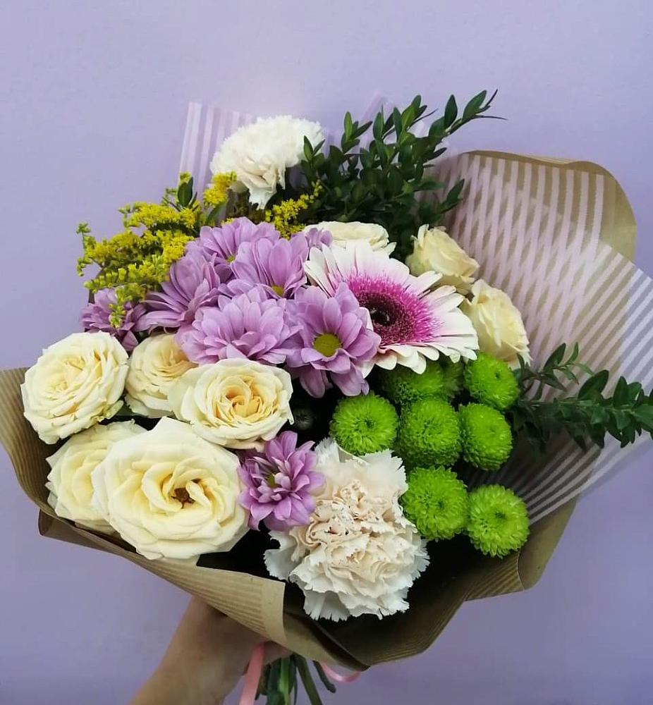 Букет цветов из: Хризантемы, Розы, Гвоздики и Герберы в Старой Калитве