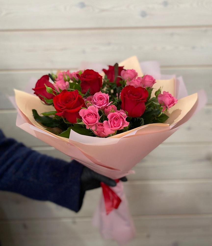 Букет цветов из: Розы в Старой Калитве