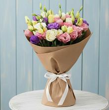 Букет цветов из:  Лизиантусы в Старой Калитве