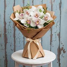 Букет цветов из:  Орхидеи и Розы в Старой Калитве
